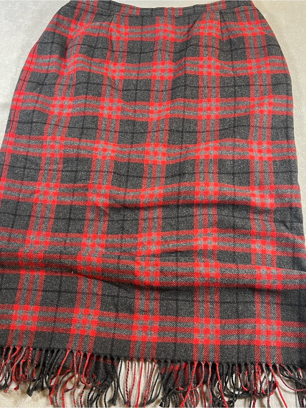 Briggs 18W Red Gray Tartan Plaid Fringe Maxi Skirt Dark Academia